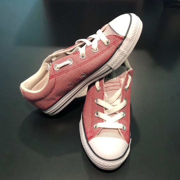 Red and White Low Top Converse - Picture 6 of 6